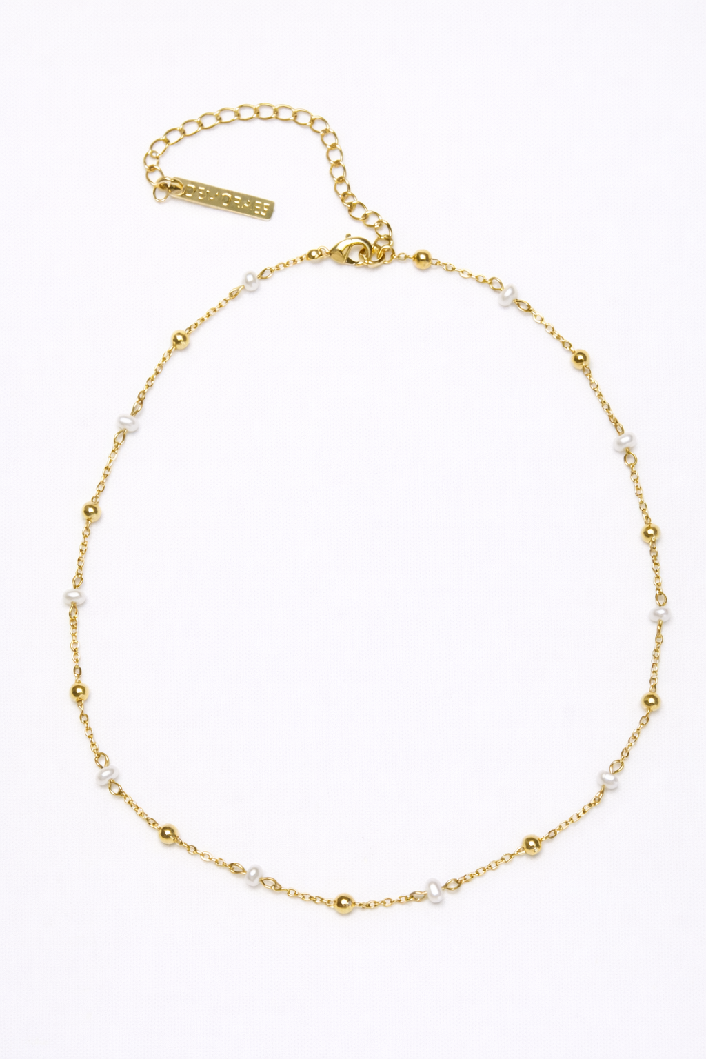 CHOKER BOLAS Y PERLAS