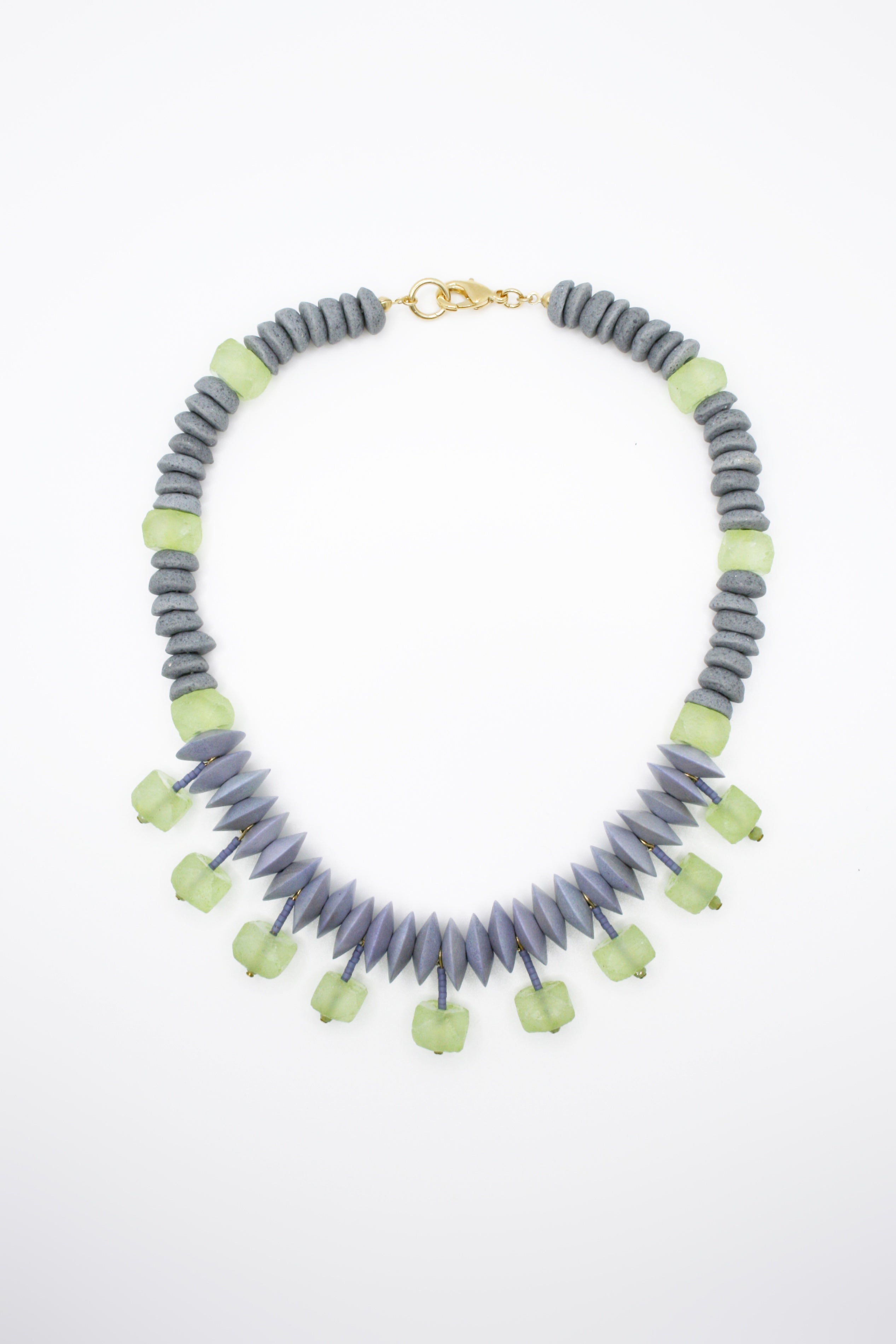 KATA 1.0. COLLAR COLGANTES LIMA