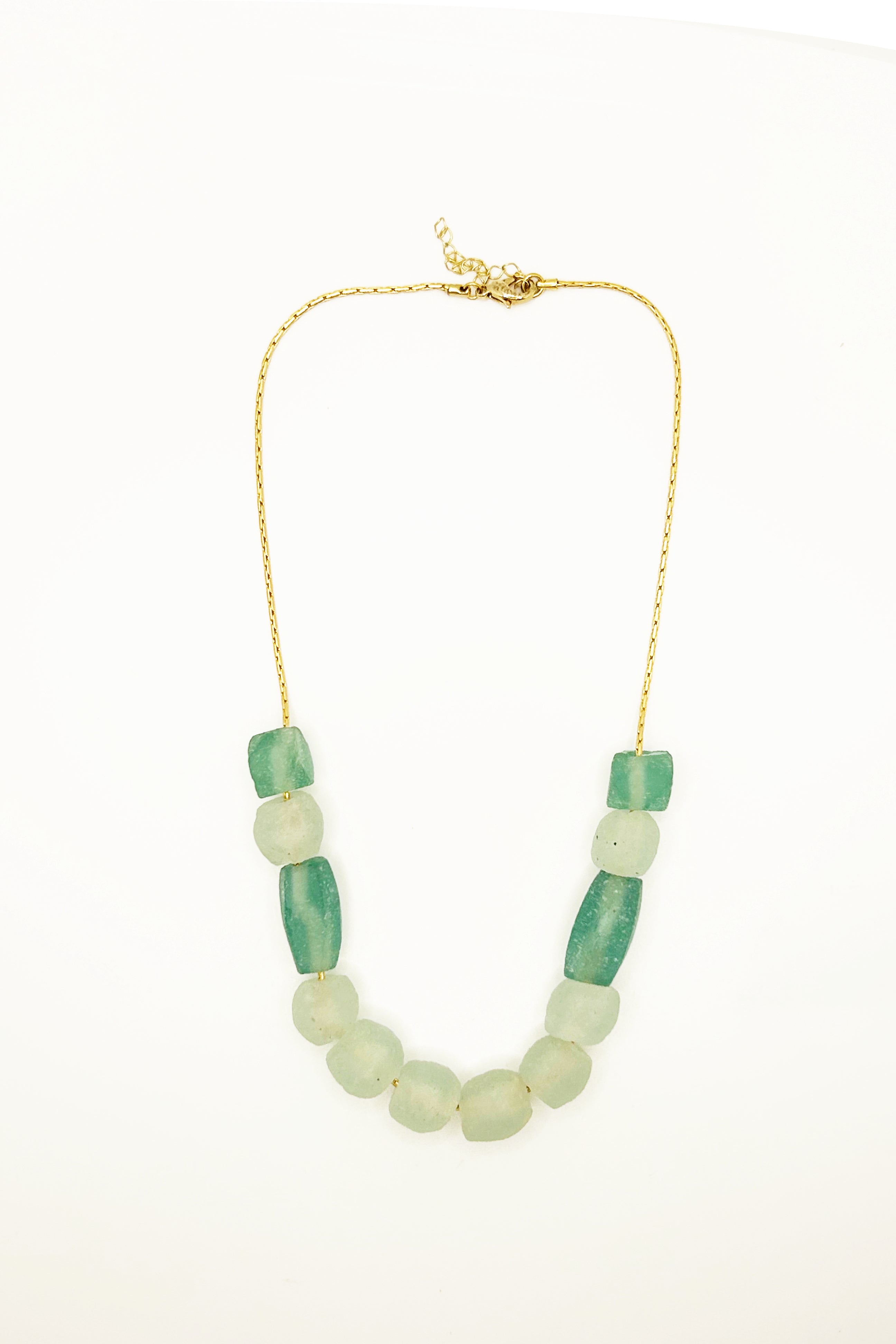 KATA 1.0. COLLAR VIDRIOS BICOLOR